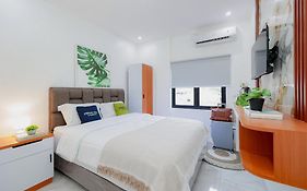 Urbanview Hotel Amira Syariah Bogor
